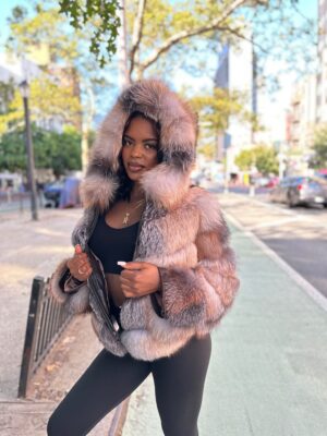 ISIMG-912736